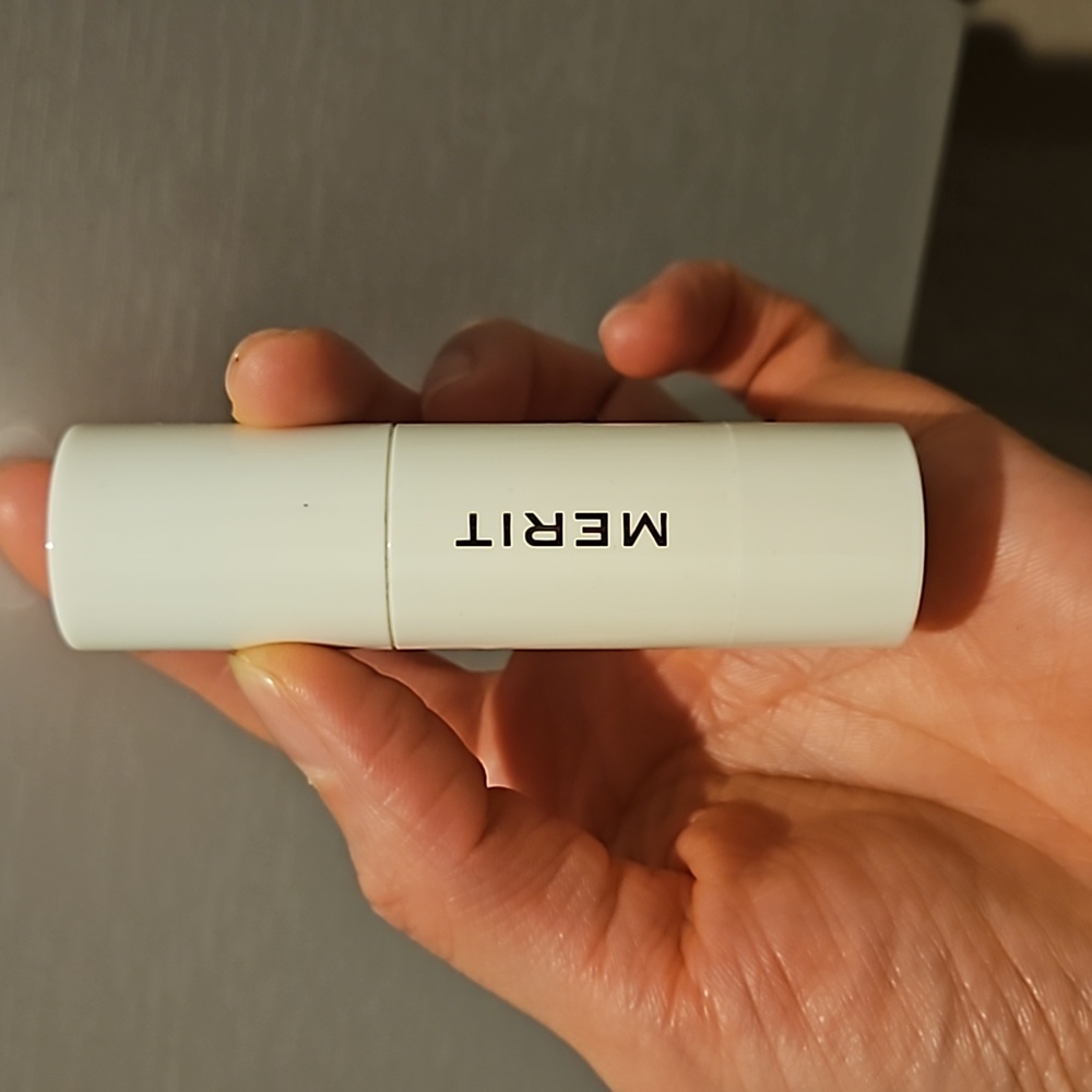 Merit Day Glow Dewy Highlighting balm in Bounce